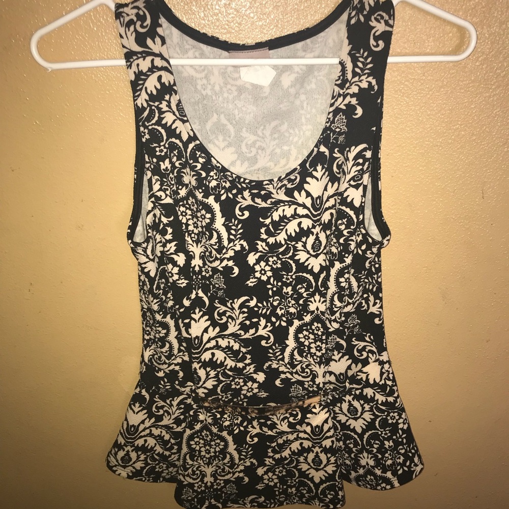 Tank top - Picture 2 of 3